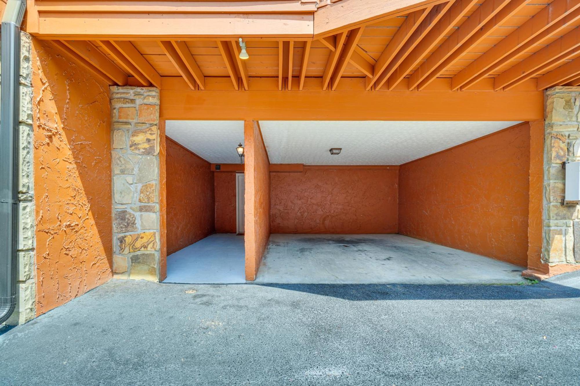 Gatlinburg Mountain Townhome With Pool Access! Bagian luar foto